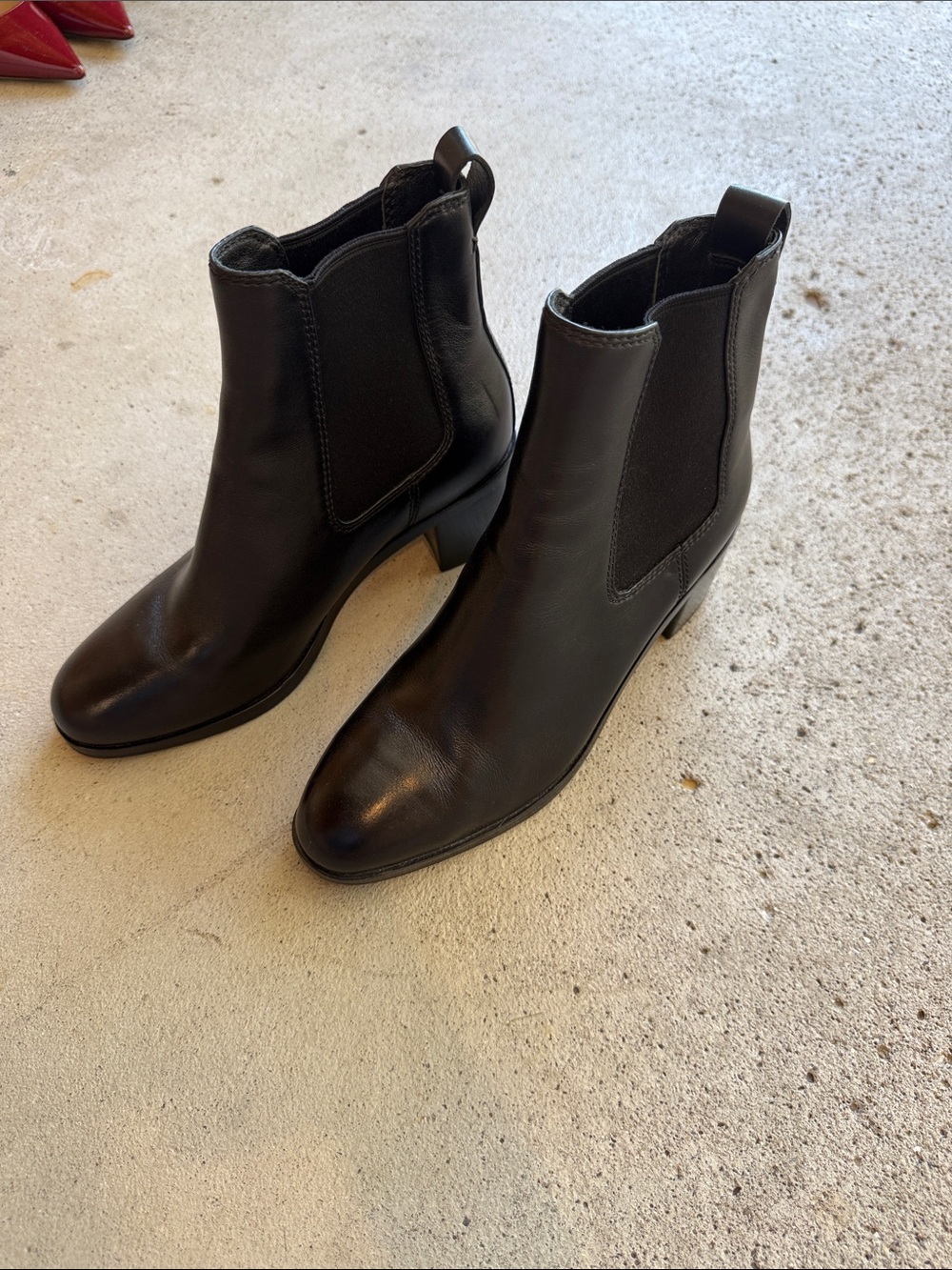 rag & bone Black Leather Chelsea Ankle Boots - Picture 2 of 4